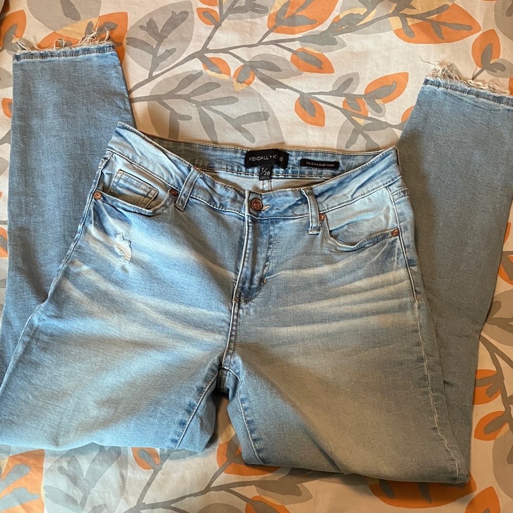 Kendall & Kylie Sky Blue Ankle Jeans - Size 7x28 - Picture 6 of 12